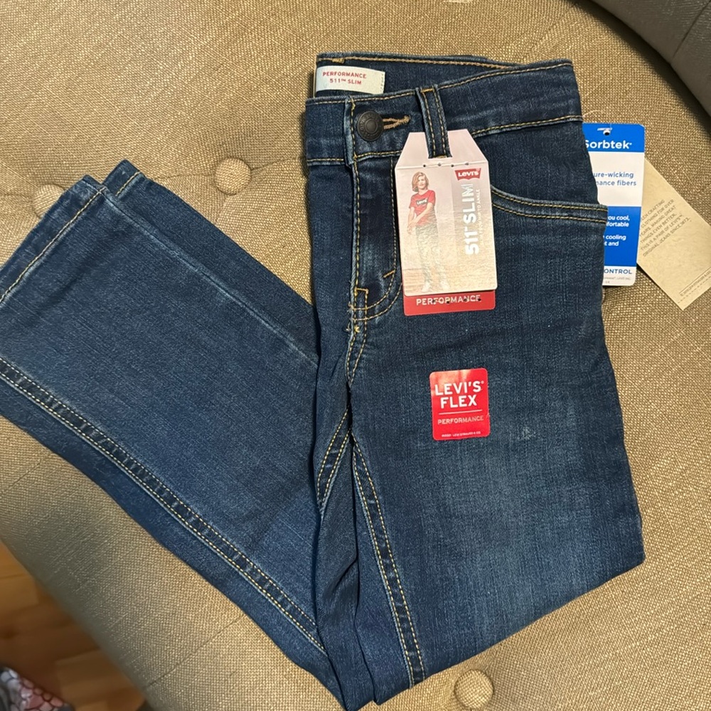 Levi’s NWT boys size 6 slim jeans